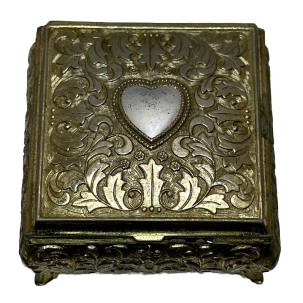 Vintage Metal Heart Jewelry Trinket Box